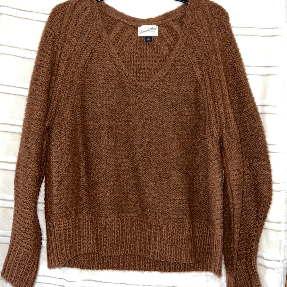 Universal Thread Medium Sweater